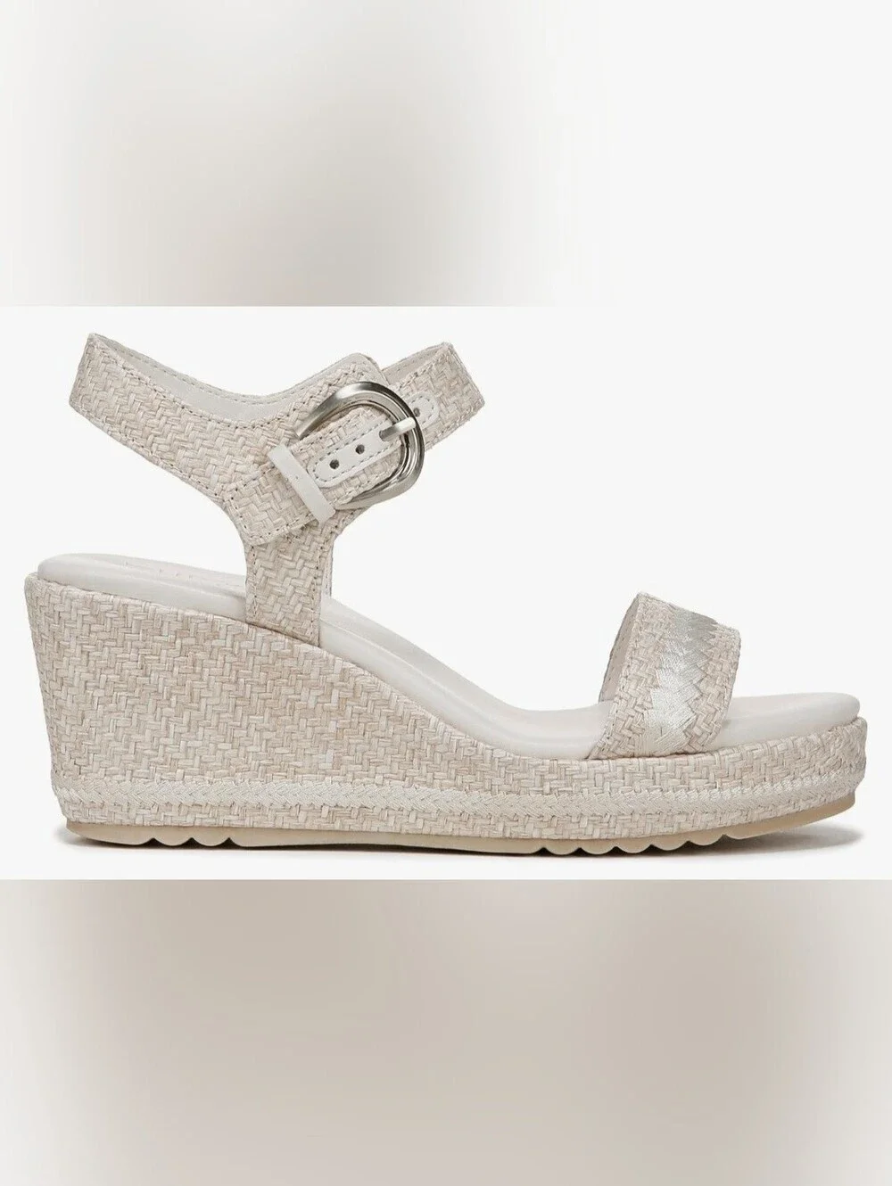 NWOT Naturalizer Stella4 Strappy Sandals